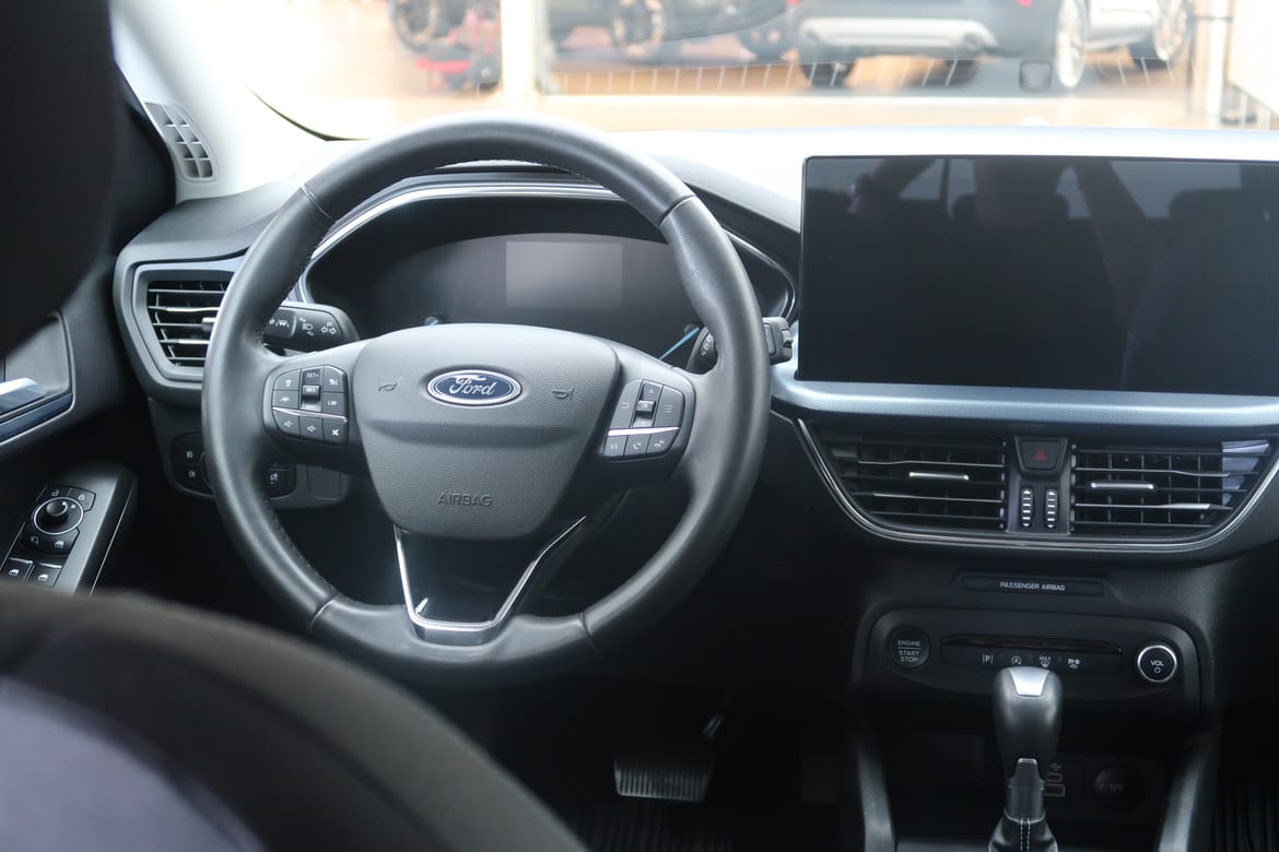 Ford Focus 2023 - miniatyr 7