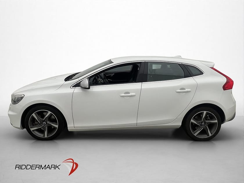 Bild 5 av Volvo V40 D4 190hk R-Design VOC Värmare Dragkrok Navi