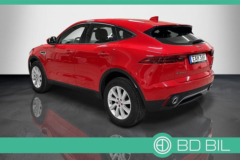 Bild 2 av Jaguar E-Pace P200 AWD BACKKAMERA NAVI TVÅ BRUKARE RÄNTEKAMPANJ 3,95%