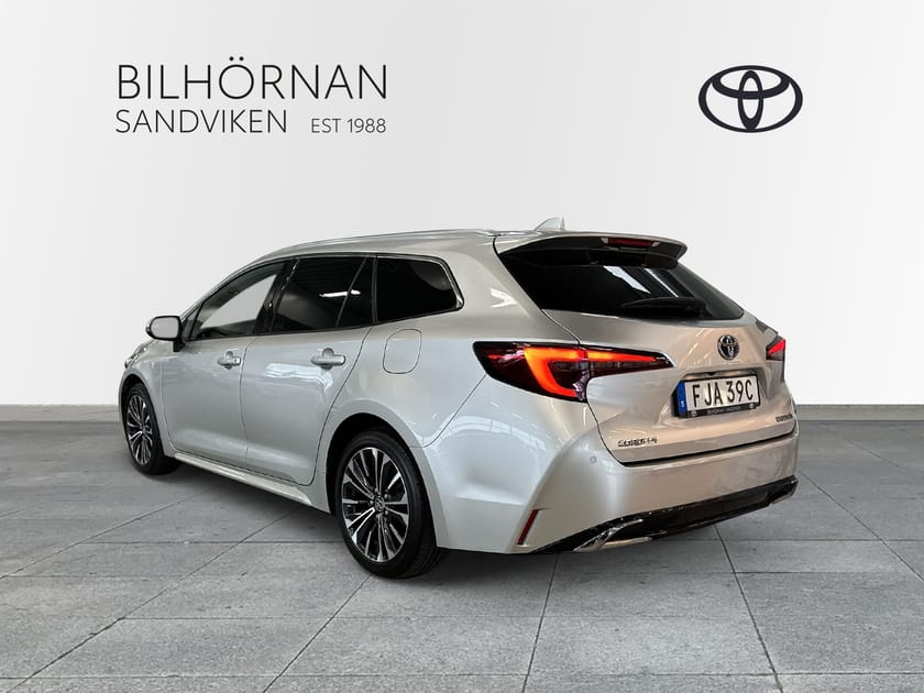 Bild 2 av Toyota Corolla Touring Sports Hybrid 1,8 Sport Style Plus Vinterhjul