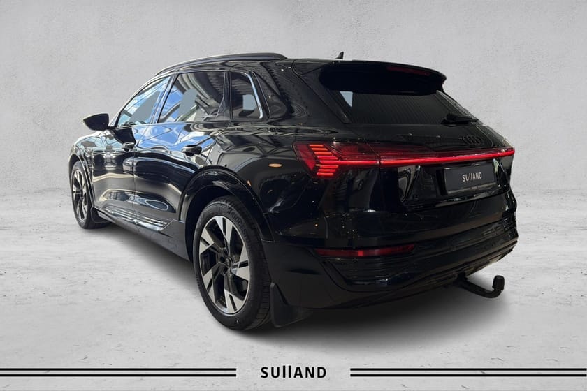Bilde 3 av Audi Q8 50 e-tron quattro advanced plus