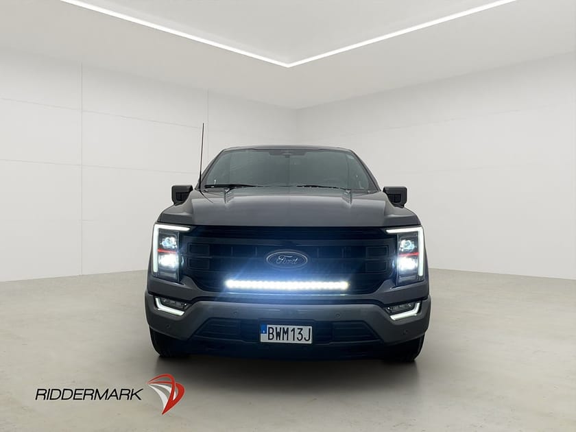 Bild 5 av Ford F-150 SuperCrew Lariat Black Edt V8 4x4 BORLA Drag Pano Skinn B&O
