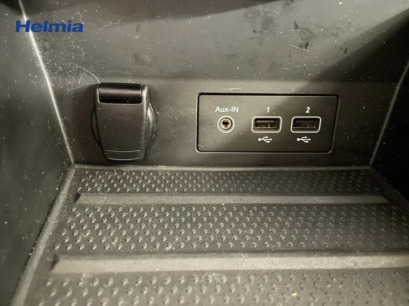 Bild 12 av 16 – Renault Captur TCe 155 Intens EDC