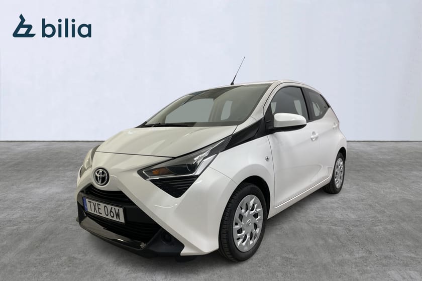 Bild 1 av Toyota Aygo 1.0 X-Play / M&K-Värmare / 10år garanti