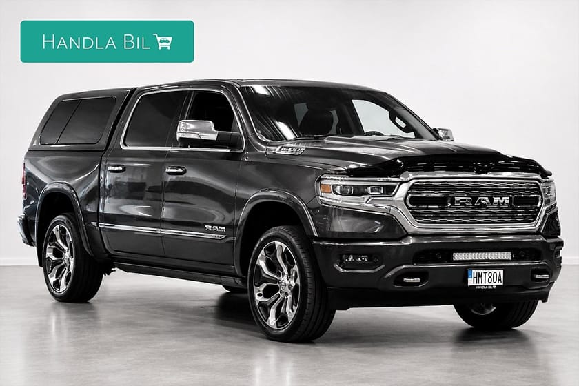Bild 4 av RAM 1500 Crew Cab V8 HEMI Limited Kåpa Luft H/K Pano Drag Moms 395hk