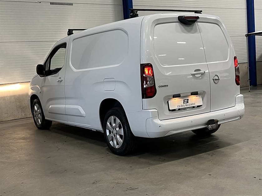 Bild 5 av Opel Combo Cargo XL 1.5 100 Manuell 102 HK / Leasebar / L2 / Värmare /