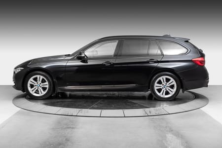 BMW 318i Touring Ryggekamera,Hengerfeste,Park sensor fremme og bak