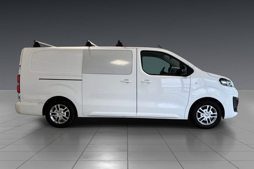 Bilde 4 av Opel Vivaro-e Varebil INNREDNING/LASTEHOLDERE/L3/KROK/KAMERA