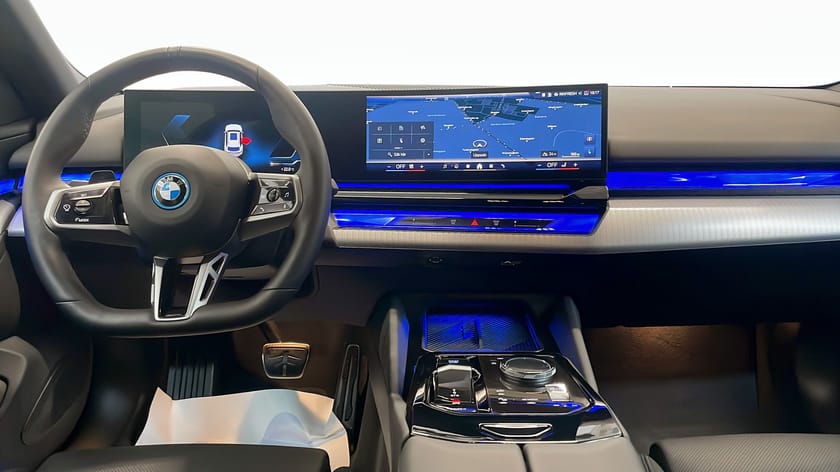 Bild 4 av BMW i5 xDrive40 Touring M-Sport Drag H/K Rattvärme