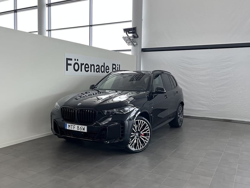 Bild 1 av BMW X5 xDrive50e 2,95 ränta M Sport Pro 22" Drag H/K Panorama