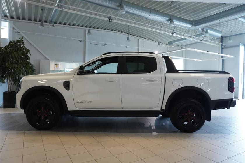 Bild 3 av Ford Ranger PHEV Double Cab Wildtrak 2.3T 280 hk 10AT