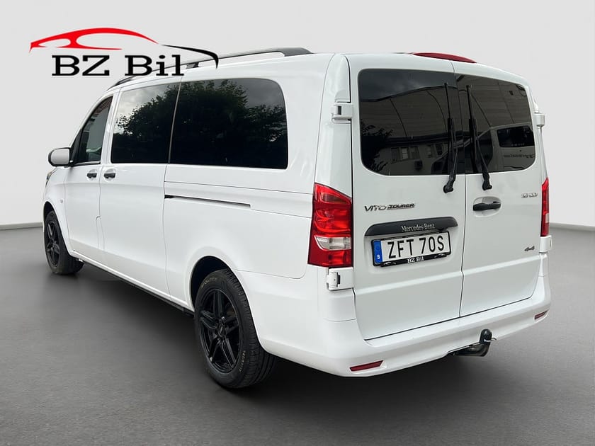 Bild 3 av Mercedes-Benz Vito Tourer 116 CDI 4x4 3.2t 9-Sits Moms Värmare Drag