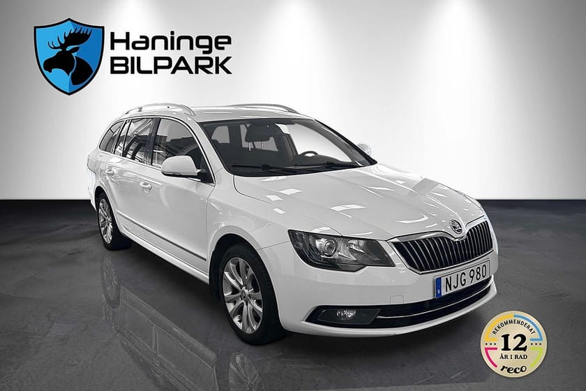 Bild 5 av Škoda Superb Kombi Skoda 2.0 TDI 4x4 AMBITION SUPERDEAL 3.95% / PDC / BT / NAVI