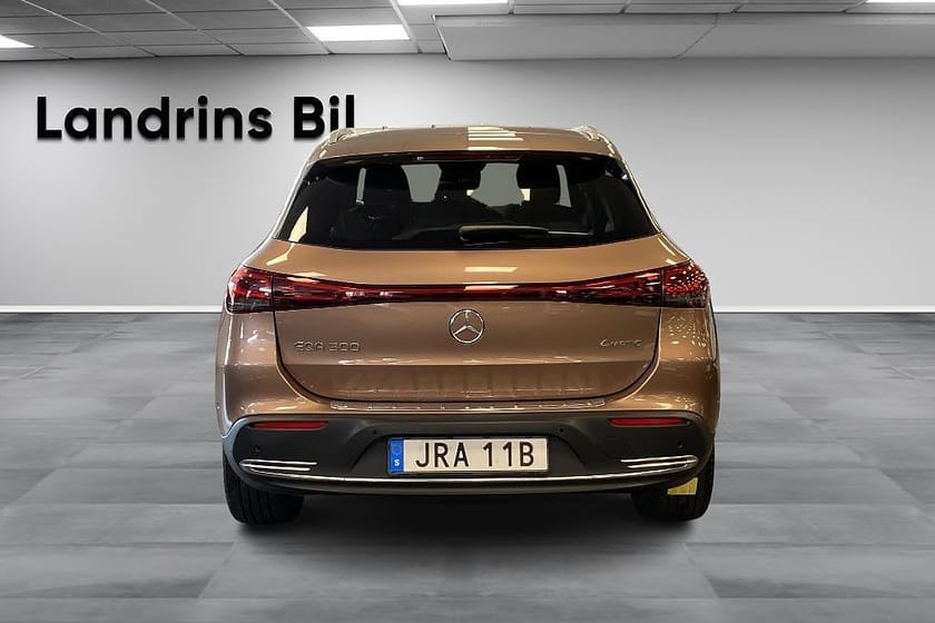 Bild 5 av Mercedes-Benz EQA 300 4MATIC / Electric Art Line / Drag