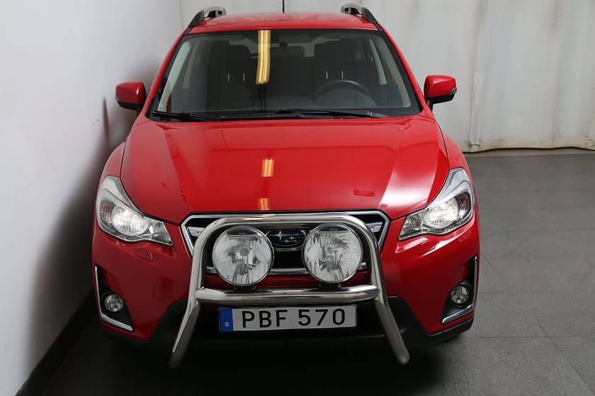 Bild 5 av Subaru XV 2,0i 150hk Special Edition Red AWD Aut Båge + Drag