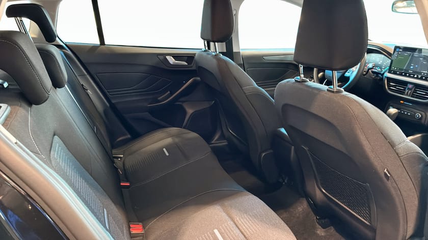 Bild 5 av Ford Focus Active Kombi Automat 1.0 E85 125HK  Carplay Rattvärme