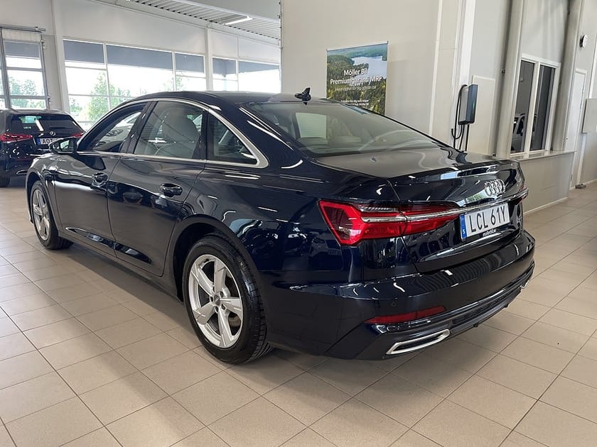 Bild 4 av Audi A6 Sedan 45 TFSI quattro 45TFSI 245HK S-line / Drag / 360° 3D-vy