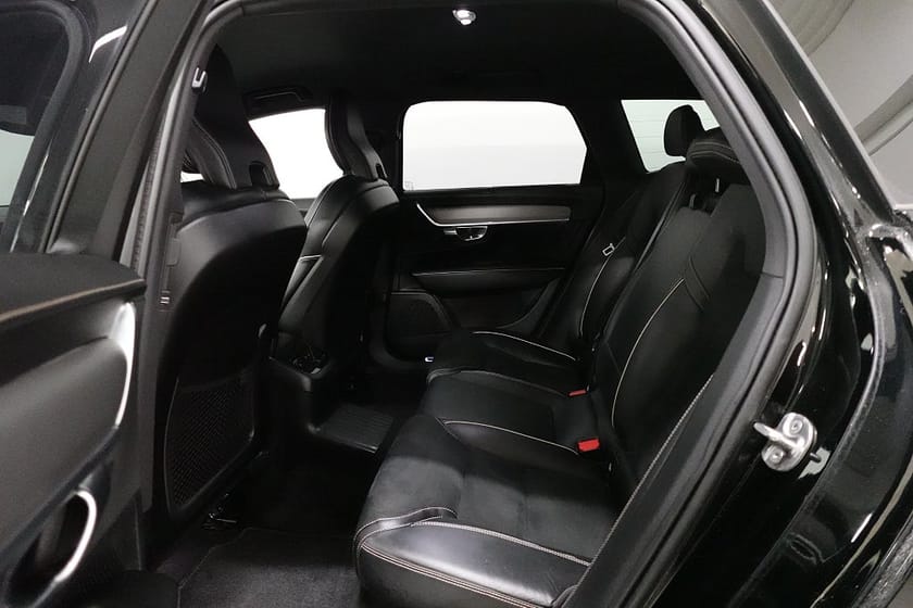 Bild 5 av Volvo V90 Recharge T6 AWD R-Design P-Värme Adap-F Drag Kamera