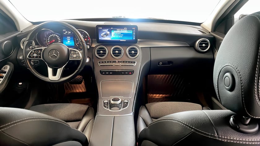 Bild 4 av Mercedes-Benz C 300 T de Avantgarde 306Hk / Kamera / Drag