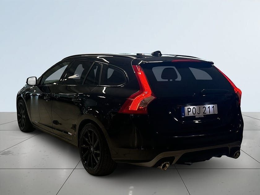 Bild 5 av Volvo V60 D3 Classic R-Design Drag Dvärme Rattvärme Navi S&V-däck