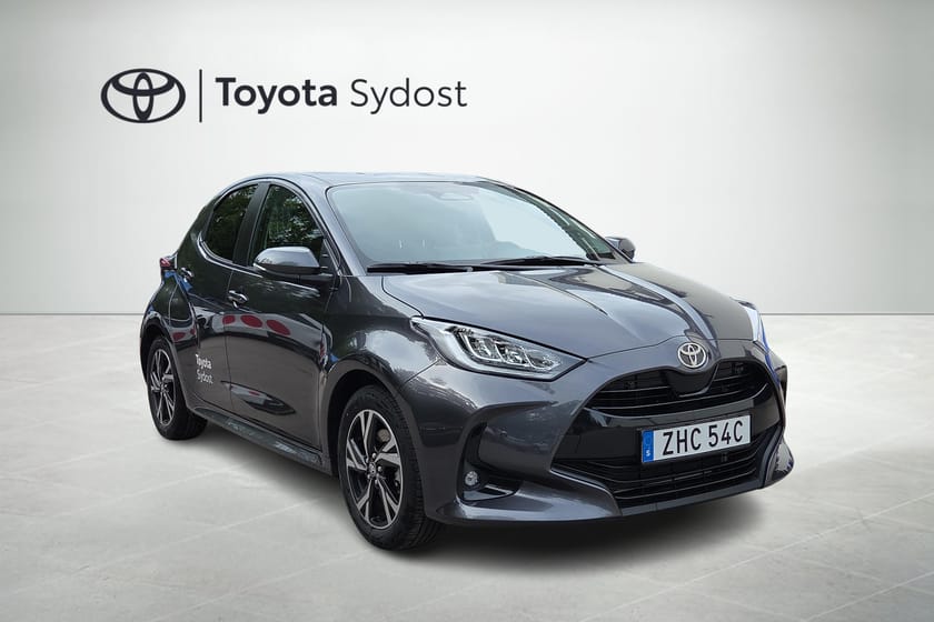 Bild 3 av Toyota Yaris Hybrid 115 P sensorer fram och bak, rattvärme, backkamera, adaptiv farthållare, BLIS mm