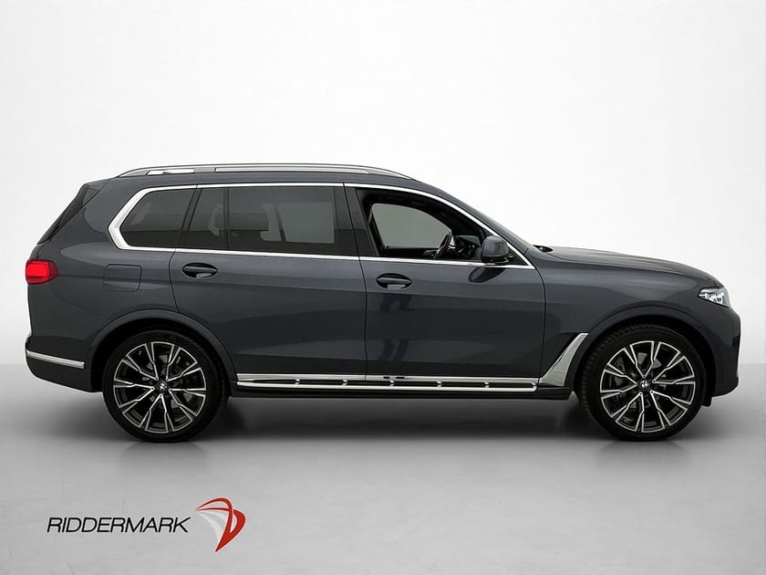 Bild 4 av BMW X7 xDrive40i Executive Pure Excellence Pro B&W Sky Luft