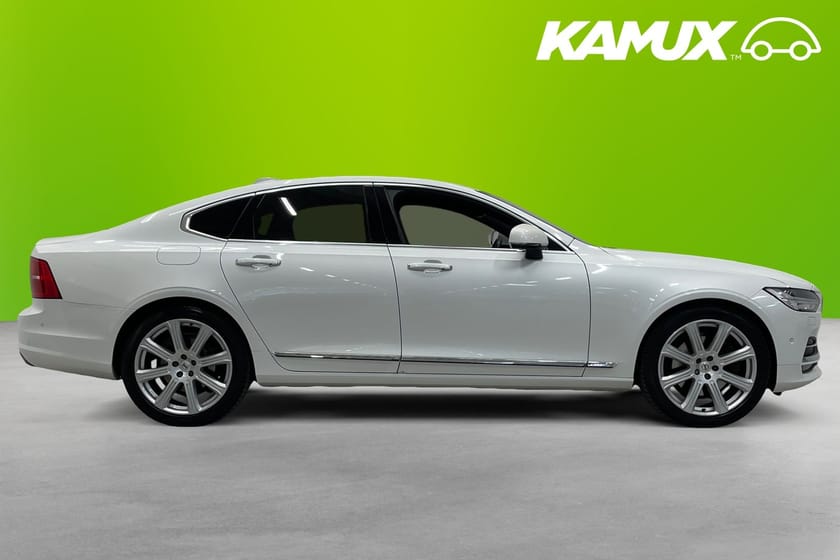 Bild 2 av Volvo S90 D5 AWD Nyservad Geartronic 235 hk Inscription B&W Taklucka 360 Kamera