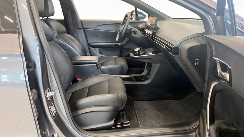 Bild 3 av MG 4 Electric Long Range Luxury 64kWh (204hk) Navi - 360° - 94,3% SoH