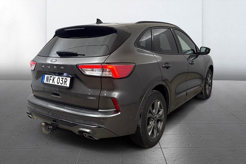 Bild 5 av Ford Kuga Plug-In Hybrid 2.5 ST-Line Drag Cockpit Navi Kamera 225hk