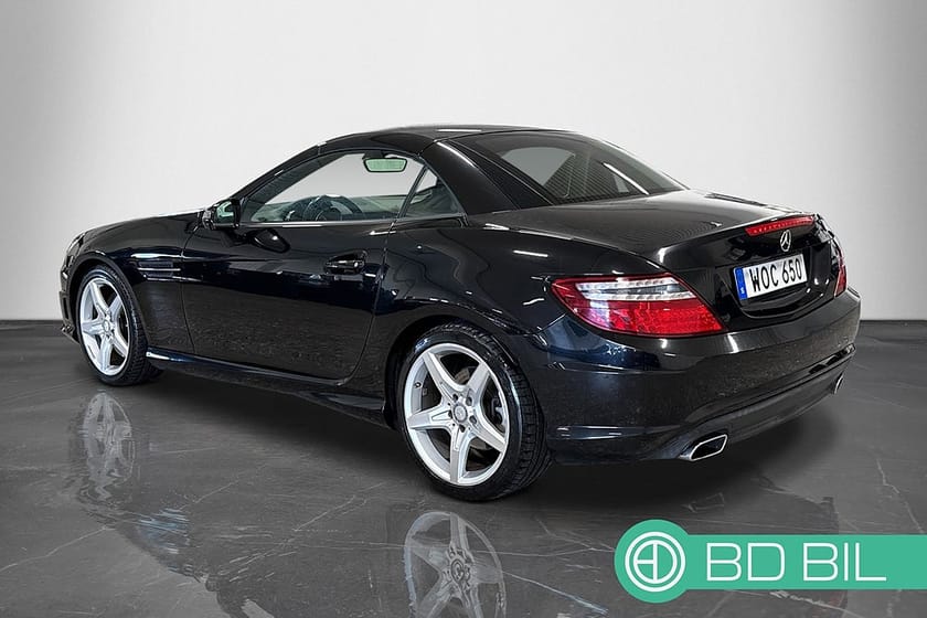 Bild 5 av Mercedes-Benz SLK 200 AMG Sport TVÅ BRUKARE TAKLUCKA