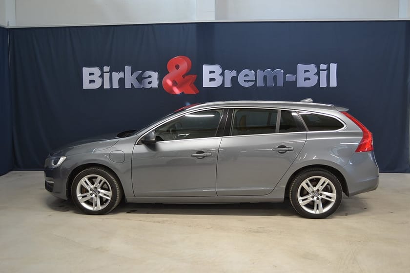 Bild 5 av Volvo V60 D6 Hybrid Summum 298hk VOC, DRAG AWD TAKLUCKA