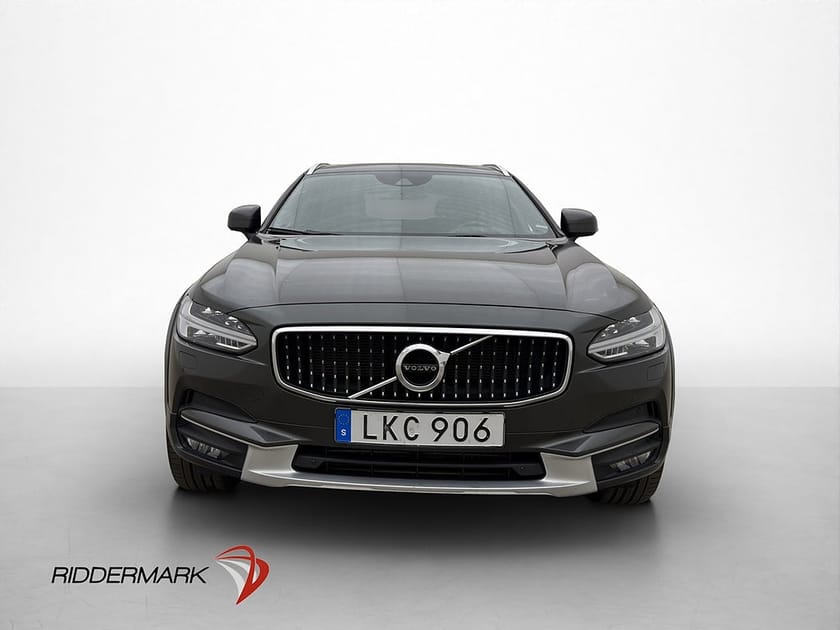 Bild 2 av Volvo V90 Cross Country T5 AWD Drag Värm Pano Kamera Navi