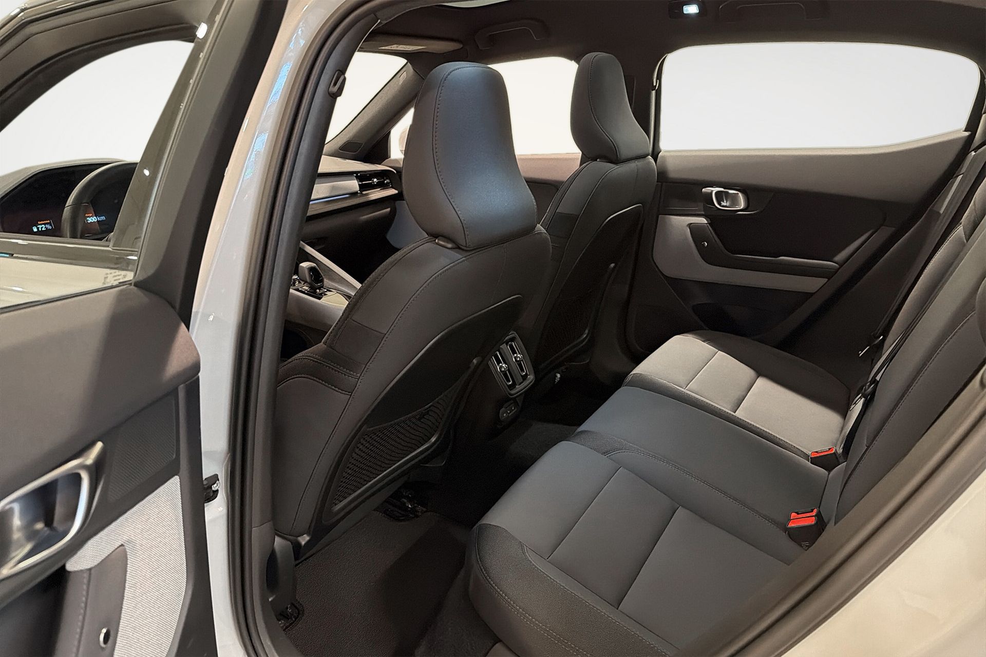 Polestar 2 2023, bild 7/10