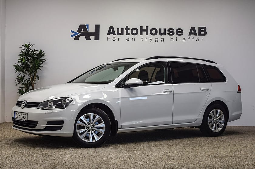 Bild 1 av Volkswagen Golf Sportscombi 1.2 TSI 110HK CarPlay Radarfart Garanti