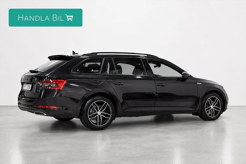 Bild 5 av Škoda Superb iV Kombi 1.4 TSI Plug-in Sportline Drag P-Värm Rattv 218hk