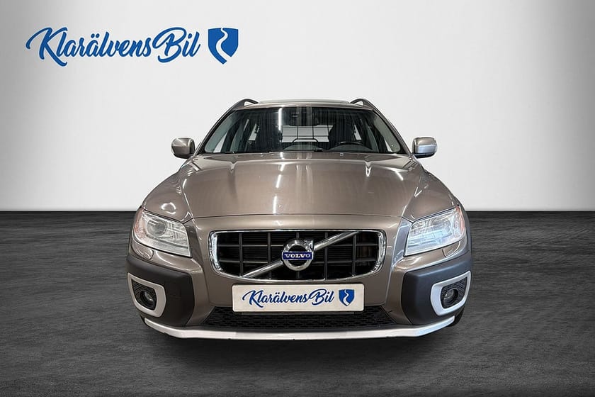 Bild 3 av Volvo XC70 D5 AWD Summum (215hk) Taklucka Keyless Drag D-värm