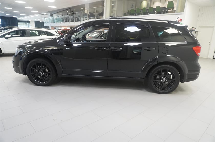 Bild 4 av Fiat Freemont Black Code Alpine 2.0 Multijet 4x4 170 Aut 7-Sits