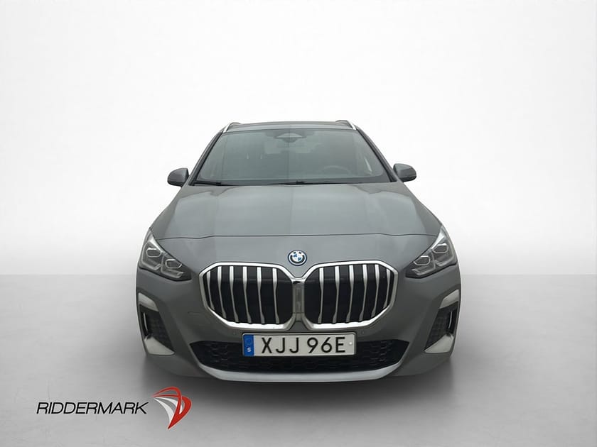 Bild 2 av BMW 225e xDrive Active Tourer M Sport Kamera CarPlay MOMS