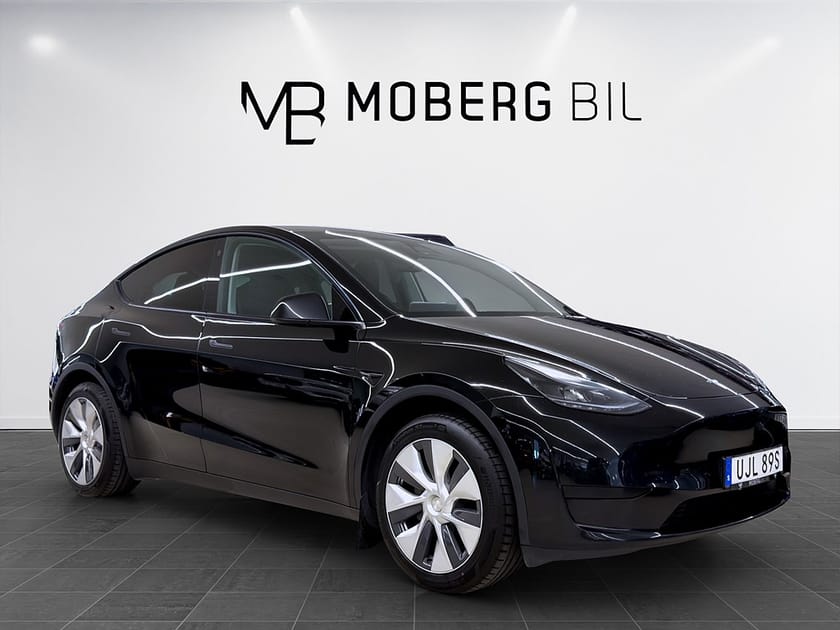 Bild 4 av Tesla Model Y Standard Range RWD 299hk Pano Läder Navi B-Kamera