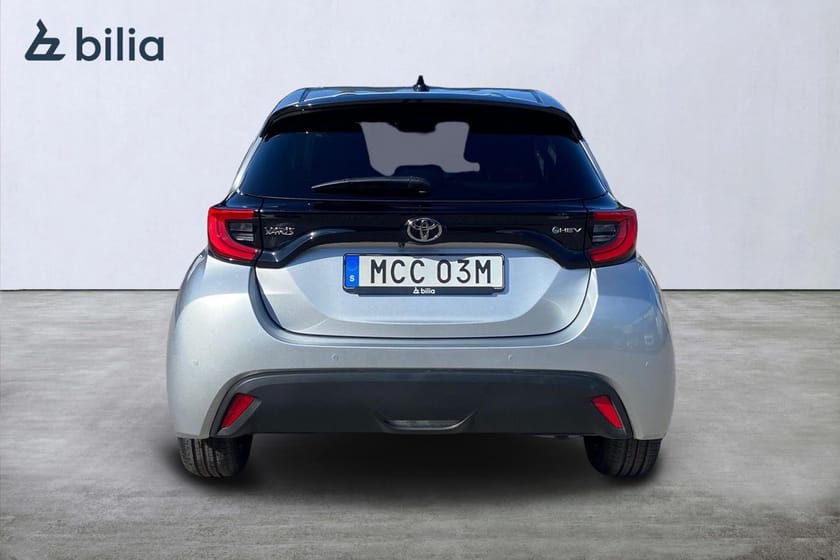 Bild 5 av Toyota Yaris Hybrid 115 1,5 5D ACTIVE PLUS SÄKERHETSPAKET