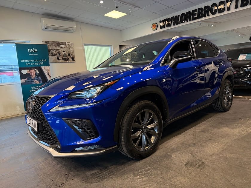 Bild 2 av Lexus NX 300h AWD
