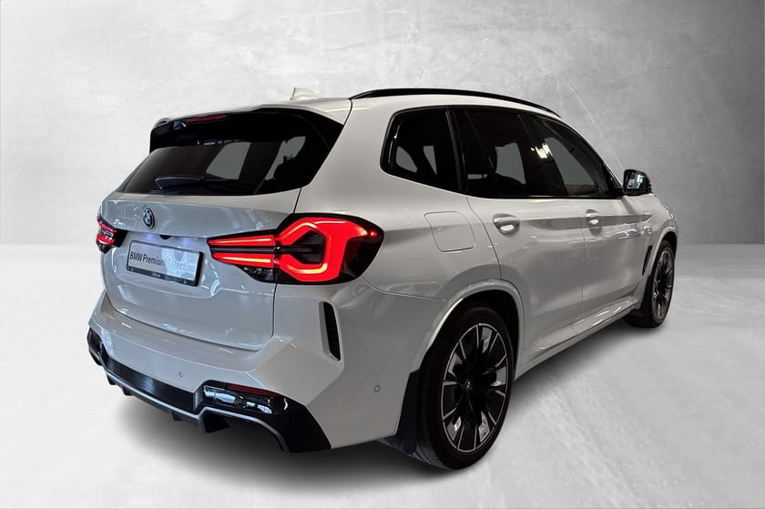 Bilde 4 av BMW iX3 FyllyCharged LaserLys, HeadUp, HarmanKardon, Krok