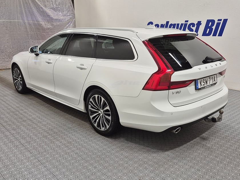 Bild 3 av Volvo V90 D4 190HK Momentum