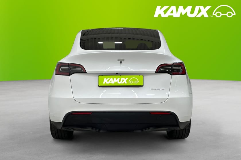 Bild 5 av Tesla Model Y Long Range AWD 514 hk GRILL PÅ KÖPET!