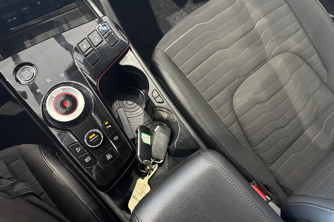 picture of a car