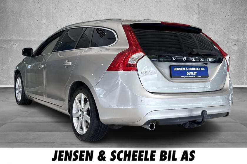 Bilde 5 av Volvo V60 D2 Summum. LAV KM! EN EIER! Ny sevice/regreim