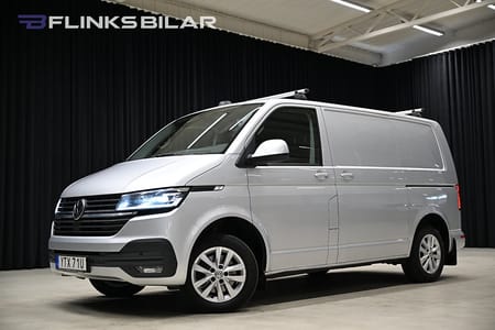 Volkswagen Transporter DSG 150HK Drag|Värmare|Nedlackad|LED|Dubbeldörr|SeUtr!!