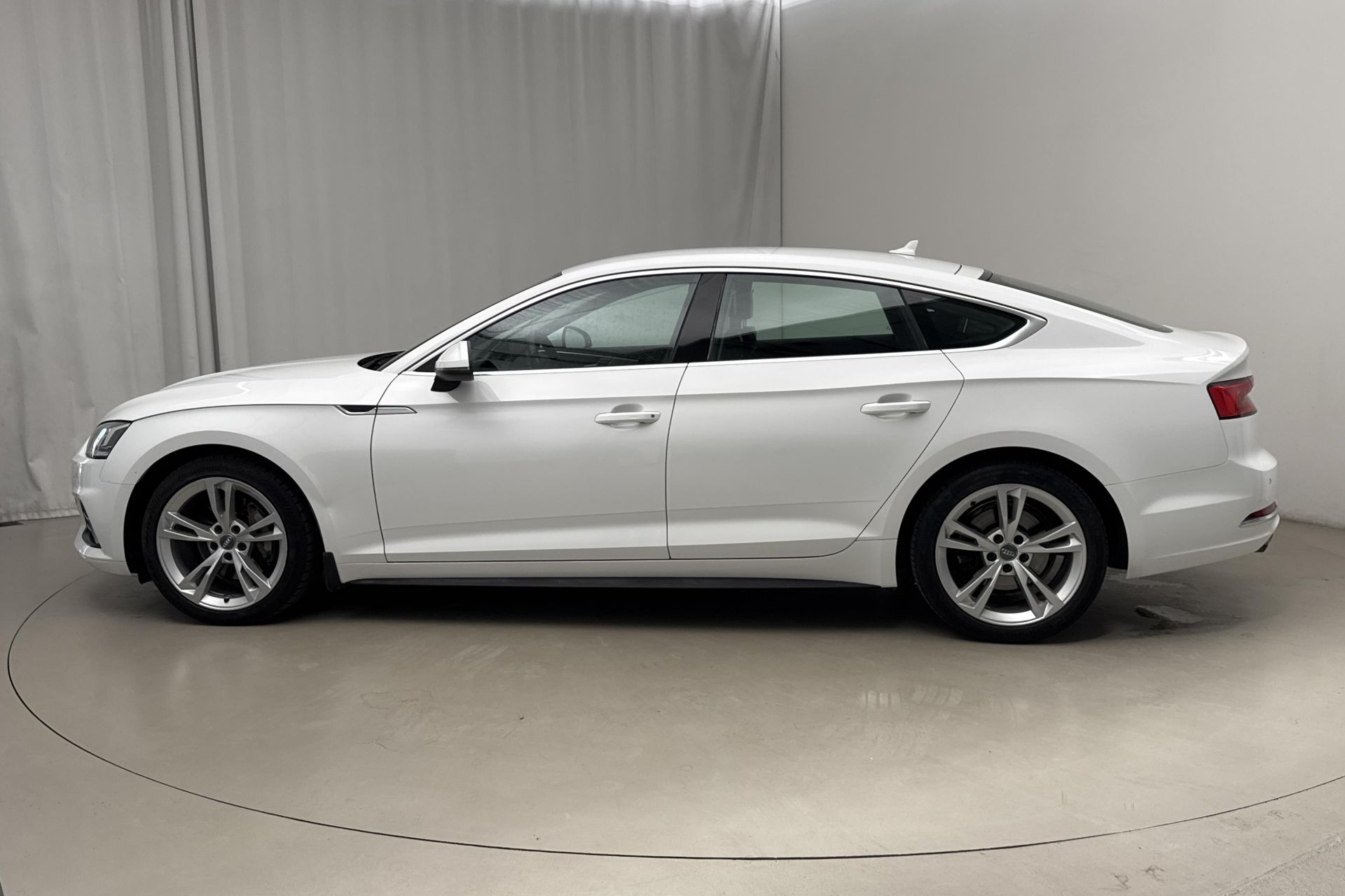 Audi A5 Sportback 2.0 TDI quattro 2017, kuva 2/10