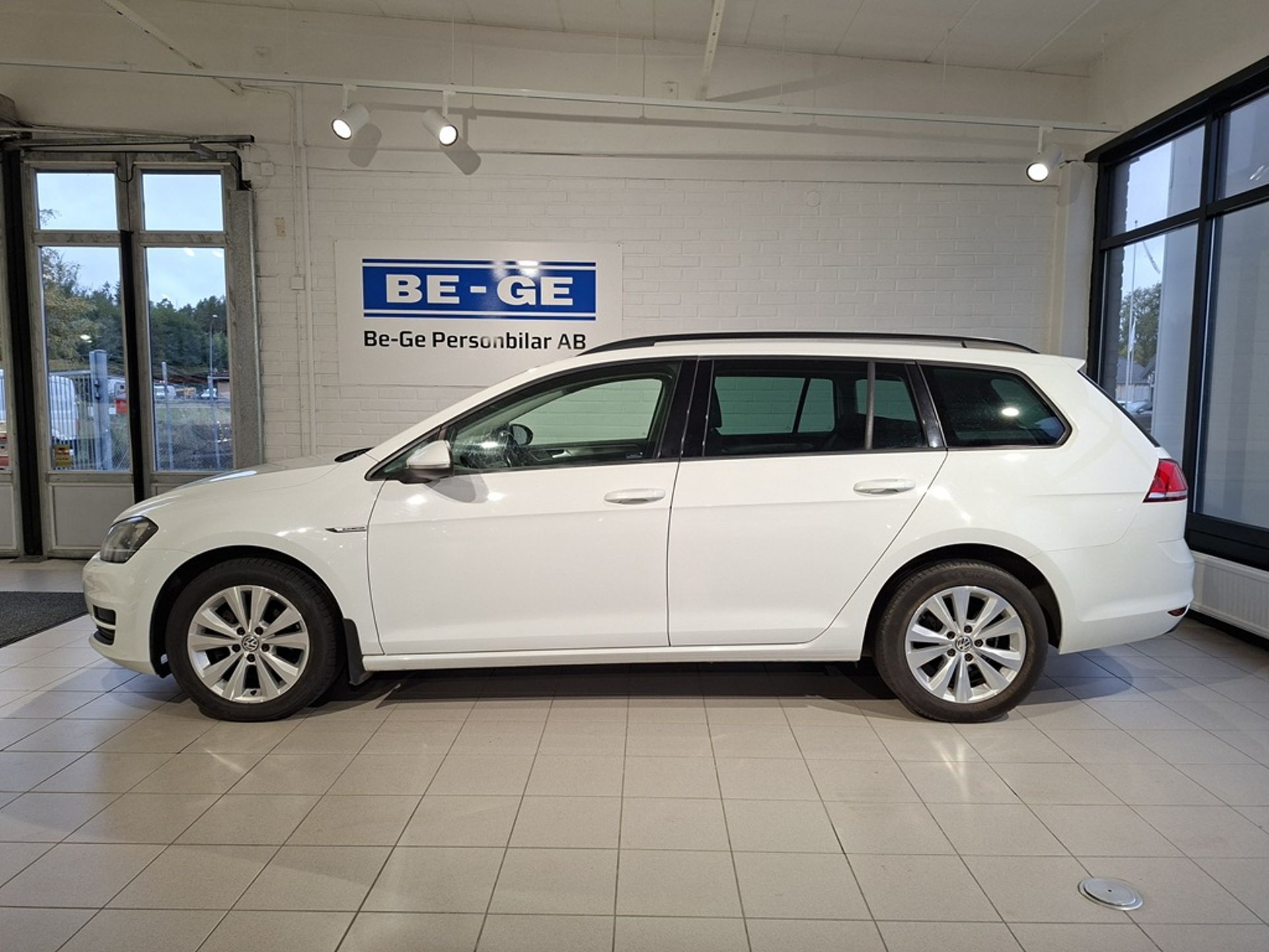 Volkswagen Golf 2015, photo 4/10