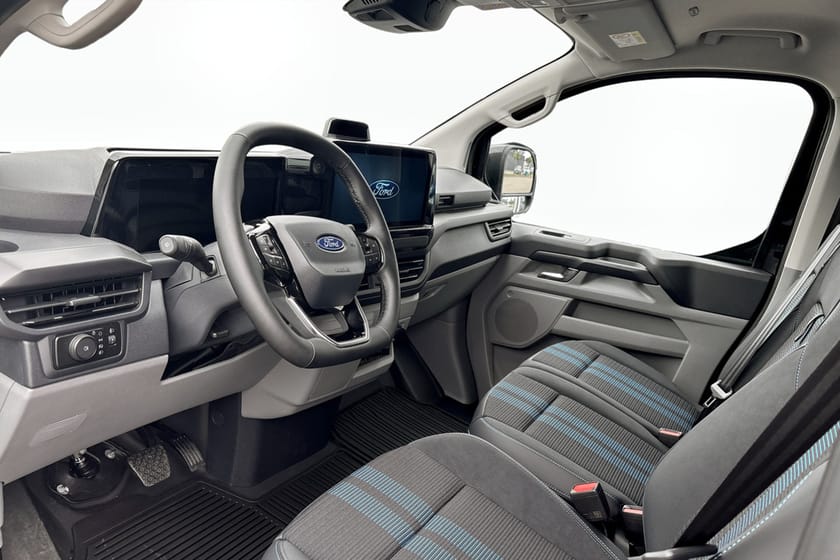 Bild 4 av Ford E-Transit Custom 340 AWD E-Custom Skåp Sport 340L Elmotor 160kW/218hk 1-växlad El